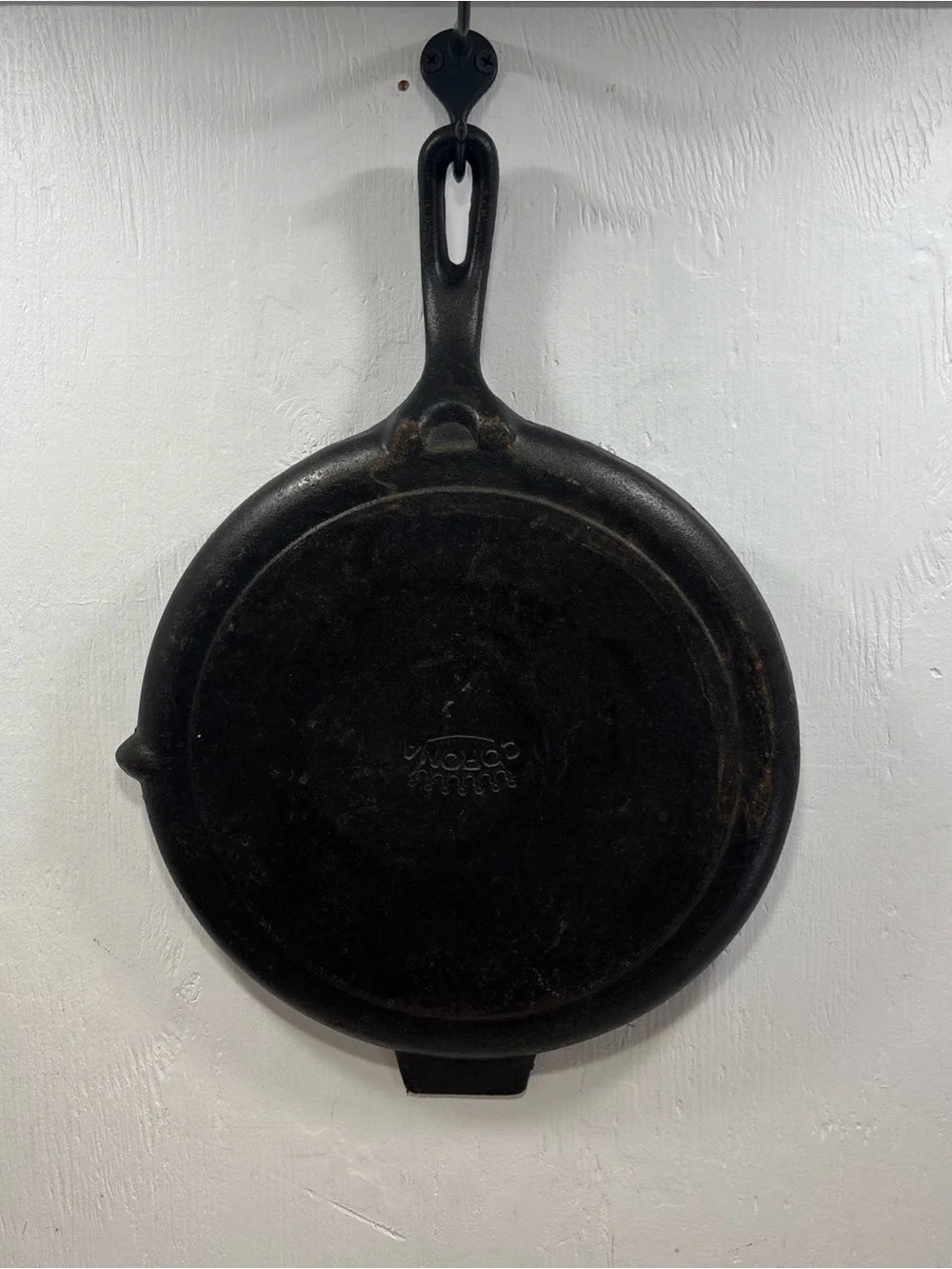 Vintage Corona Cast Iron Ribbed Grill Pan - Black